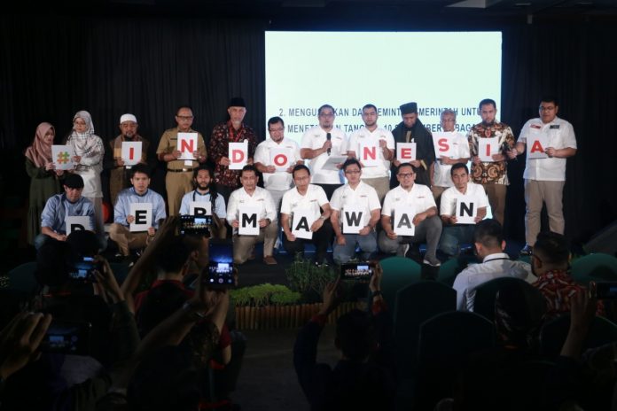 ACT Jatim Bantu Warga Atasi Kelangkaan Air Bersih di Surabaya ACT Jatim Bantu Warga Atasi Kelangkaan Air Bersih di Surabaya