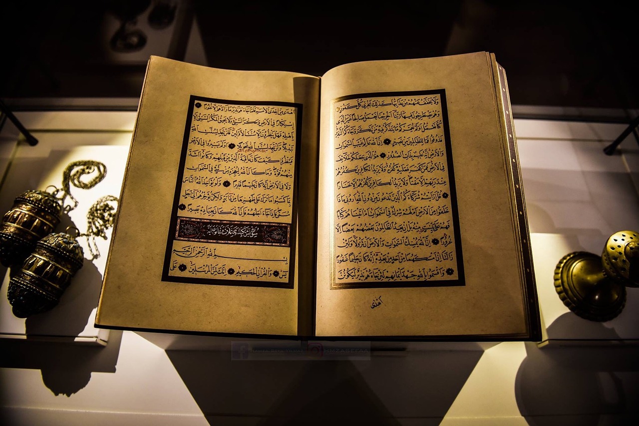 Belajar Al Quran dan Mengajarkannya