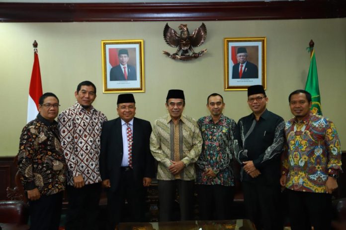 Menag Akan Bertemu Ulama Se-Aceh Bahas Kerukunan Umat Menag Akan Bertemu Ulama Se-Aceh Bahas Kerukunan Umat