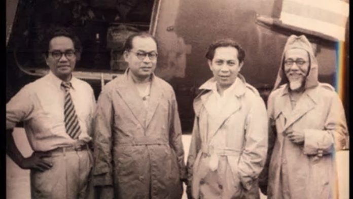 Bung Hatta dan Pengasingan di Banda Neira Bung Hatta dan Pengasingan di Banda Neira