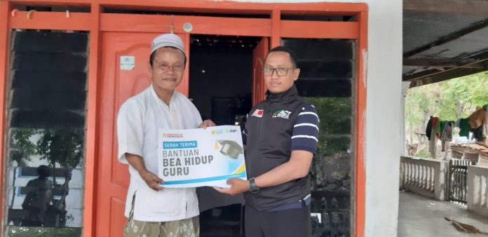 Disabilitas Tak Halangi Pengabdian Untuk Cerdaskan Anak Bangsa Disabilitas Tak Halangi Pengabdian Untuk Cerdaskan Anak Bangsa