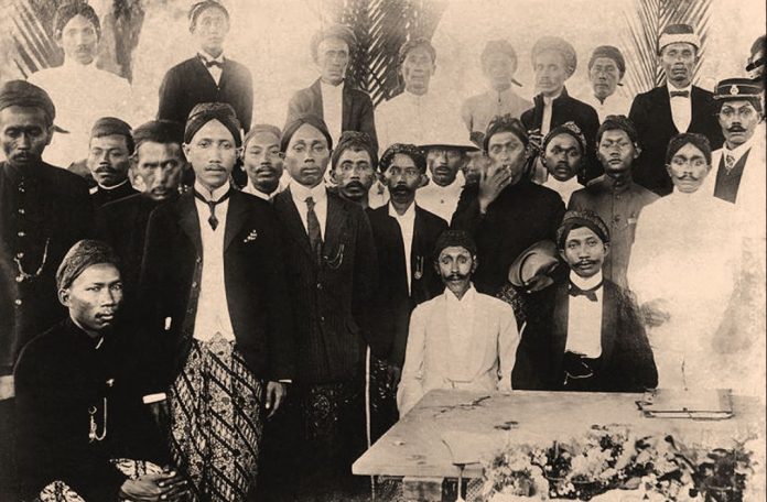 Tjokroaminoto dan PSII Tjokroaminoto dan PSII