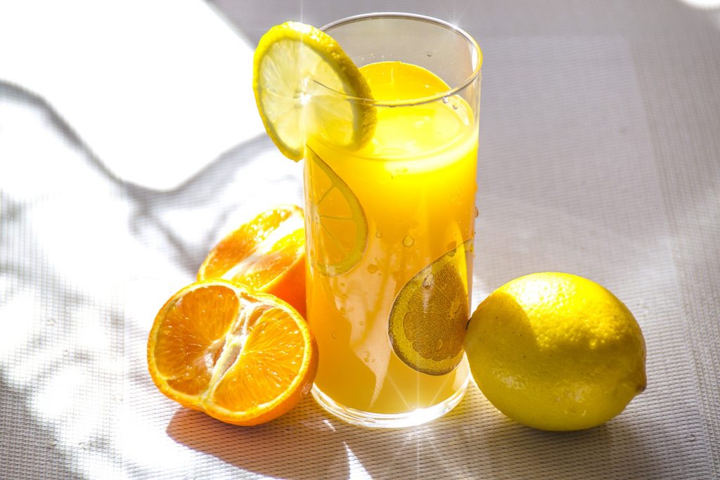 5 Bahaya Akibat Kelebihan Mengonsumsi Vitamin C - Suara Muslim