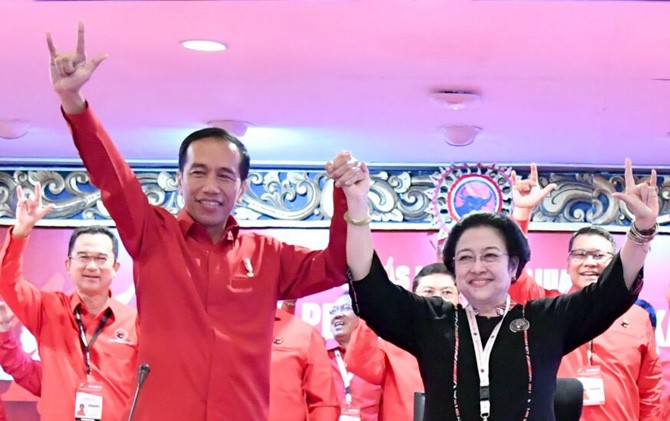 Mampukah Jokowi Menjinakkan Banteng